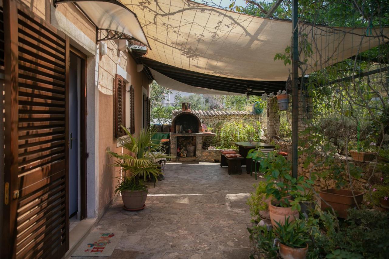 Apartman Silna Your New Home With Terrace And Garden Bobovisca Exteriér fotografie