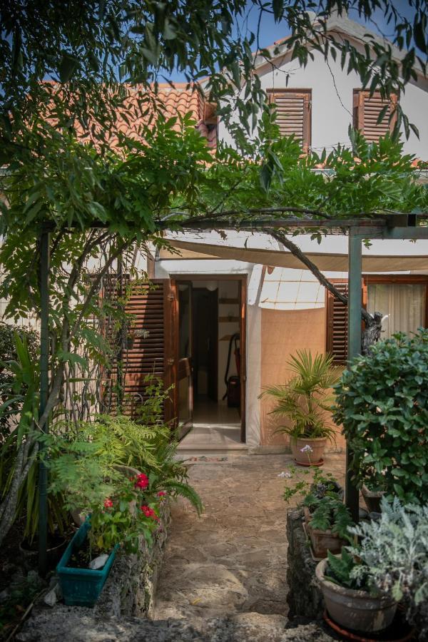 Apartman Silna Your New Home With Terrace And Garden Bobovisca Exteriér fotografie