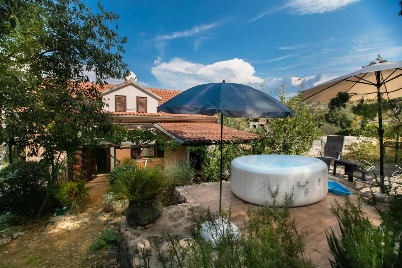 Apartman Silna Your New Home With Terrace And Garden Bobovisca Exteriér fotografie